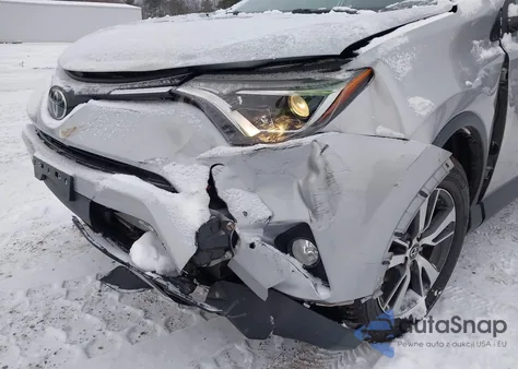 2017 Toyota Rav4 Xle from USA, damaged, VIN 2T3RFREV0HW646533